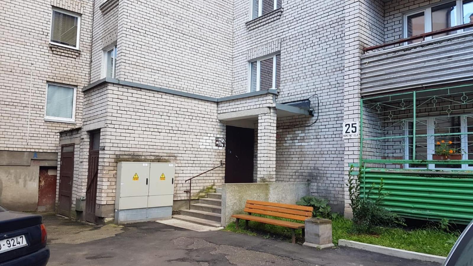 Apartament Erfolg 1 다우가프필스 외부 사진